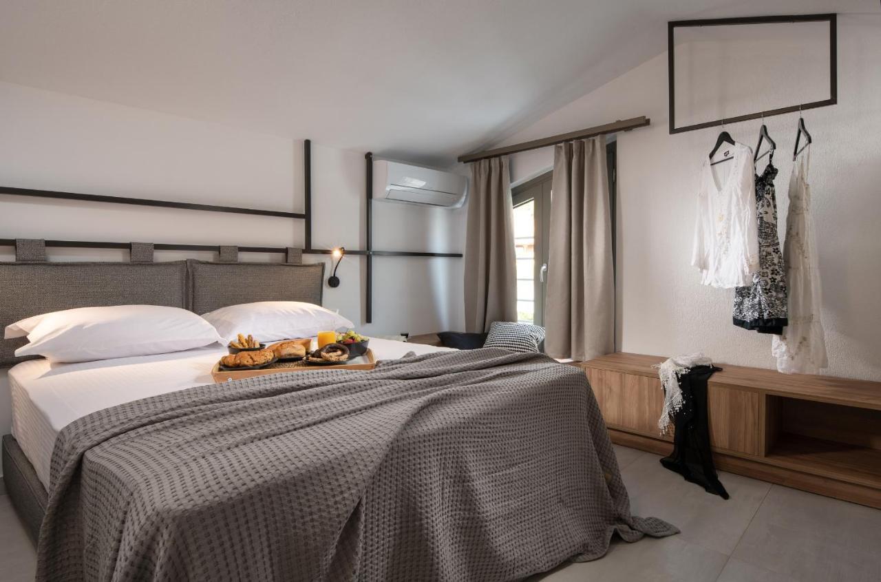Twins Yard Apartment Nikiti  Ngoại thất bức ảnh