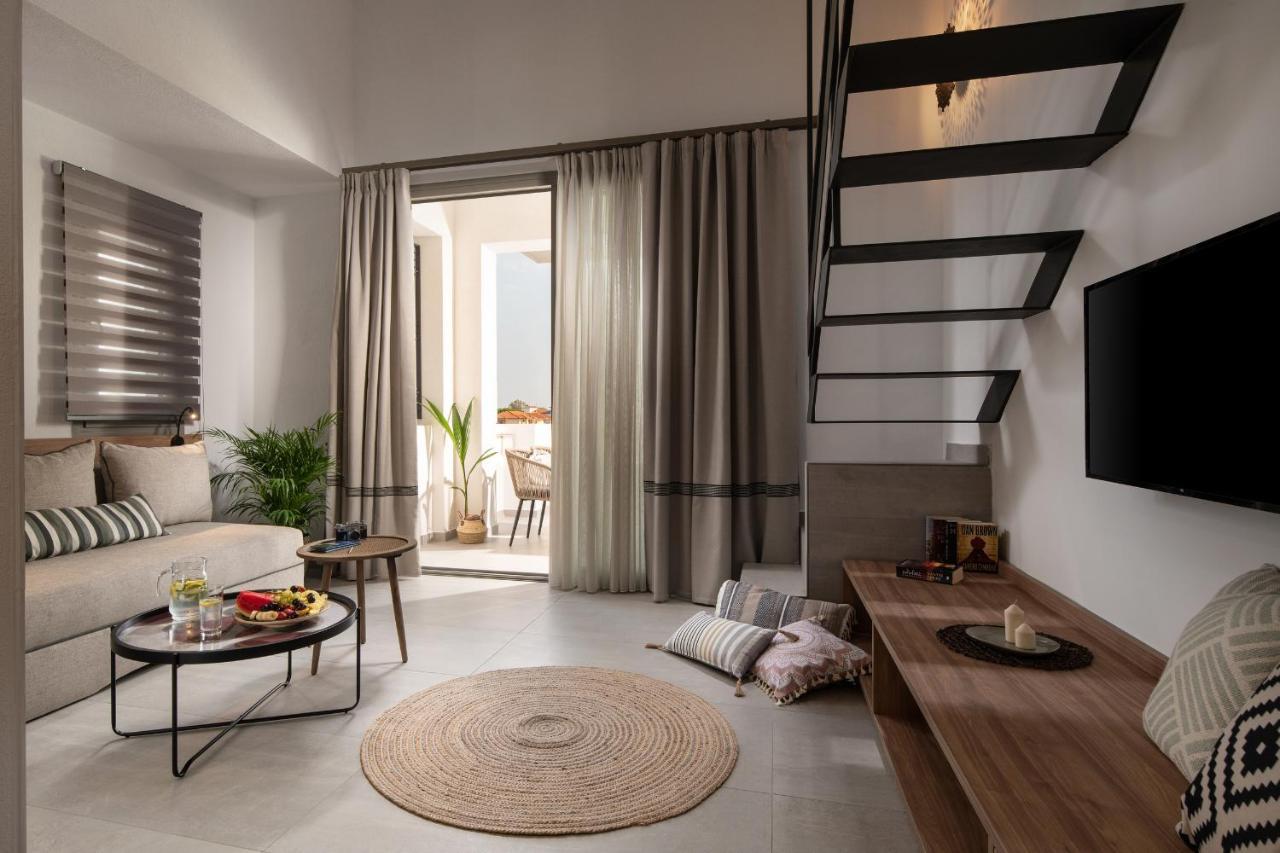 Twins Yard Apartment Nikiti  Ngoại thất bức ảnh