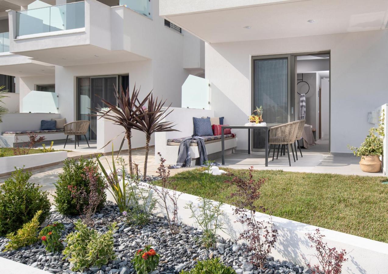 Twins Yard Apartment Nikiti  Ngoại thất bức ảnh