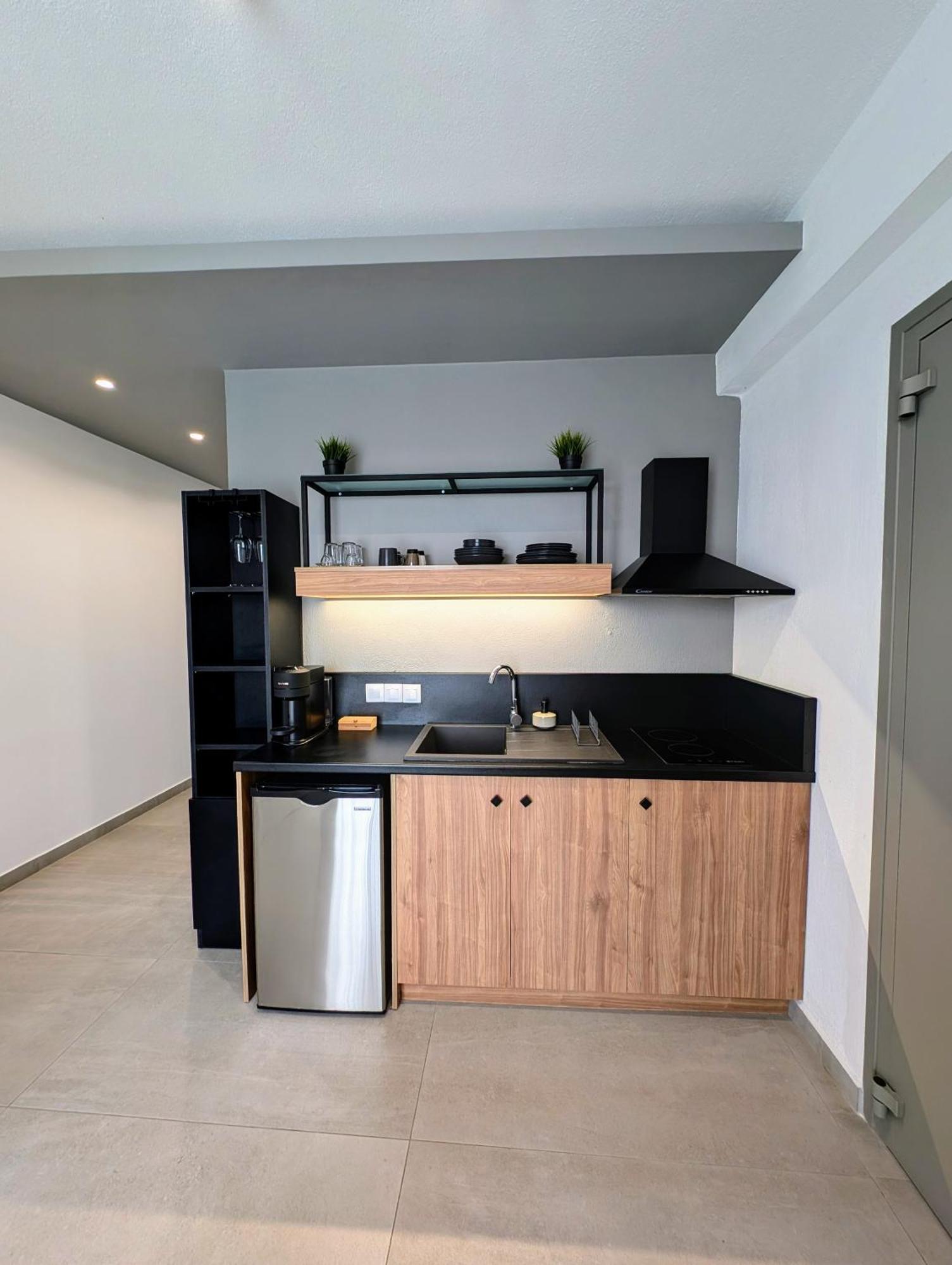 Twins Yard Apartment Nikiti  Ngoại thất bức ảnh